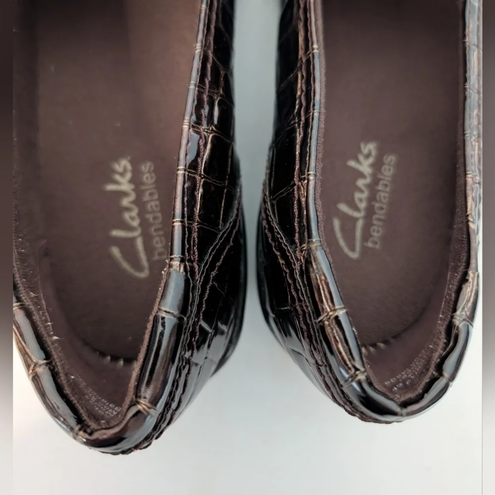 Clarks Bendables Croc Embossed Loafers